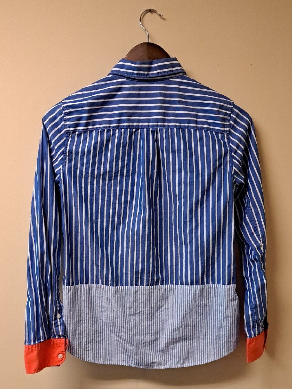 GAP Blue & White Vertical Stripe 100% Cotton Button-Down with Red Cuffs - Size S - Picture 4 of 9